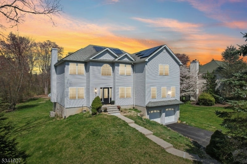 Photo of Listing #3958731