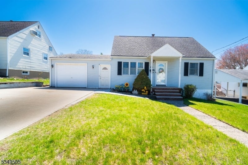 Photo of Listing #3958796