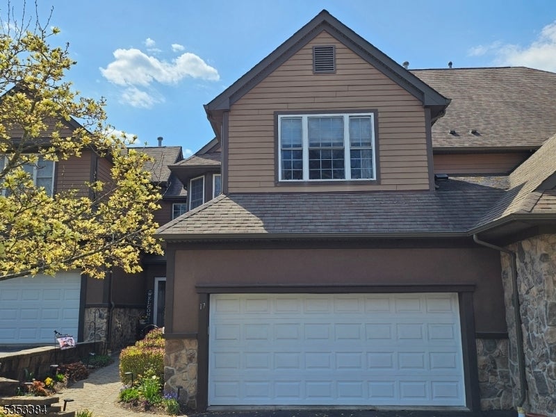 Photo of Listing #3958894