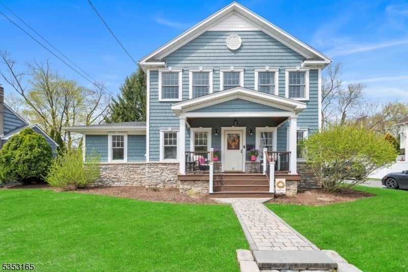 Photo of Listing #3958900
