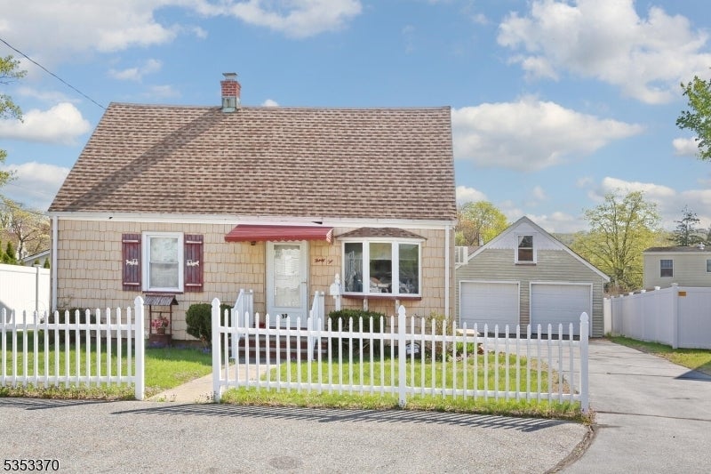 Photo of Listing #3958947