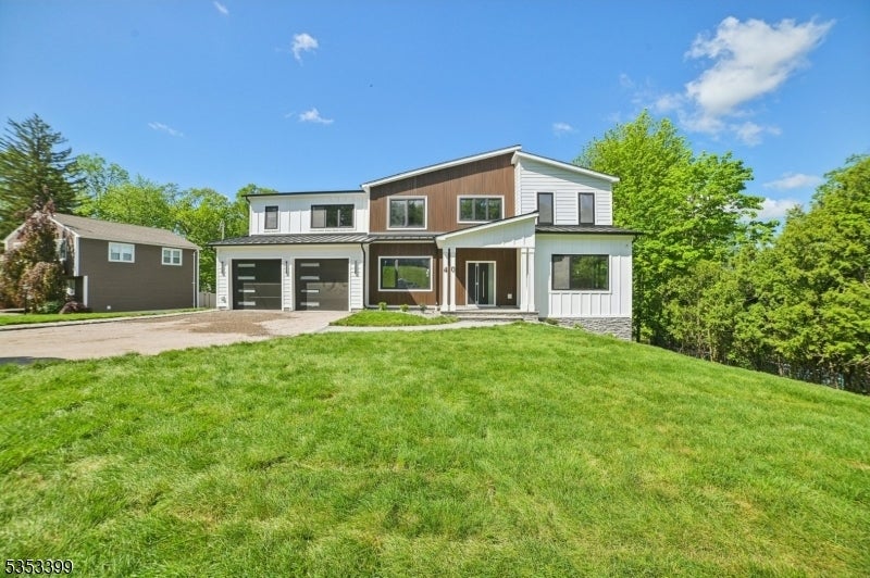 Photo of Listing #3958955