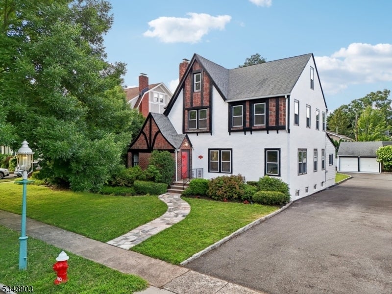Photo of Listing #3959106
