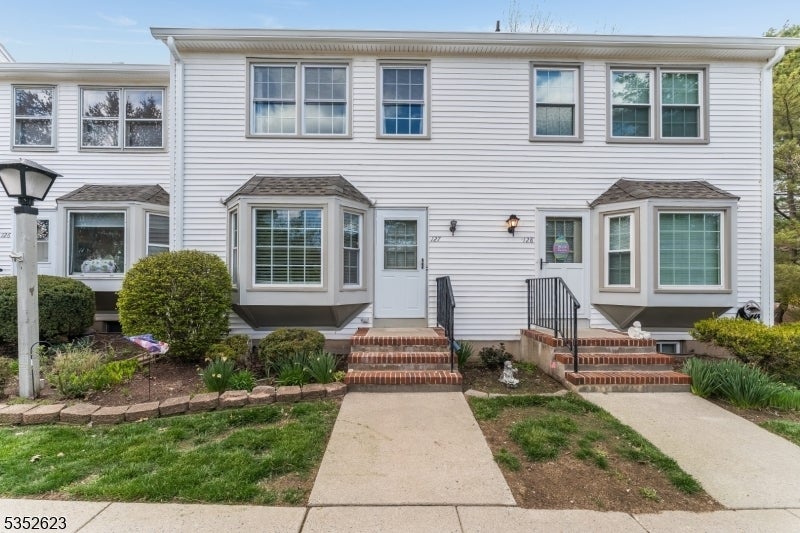 Photo of Listing #3959212