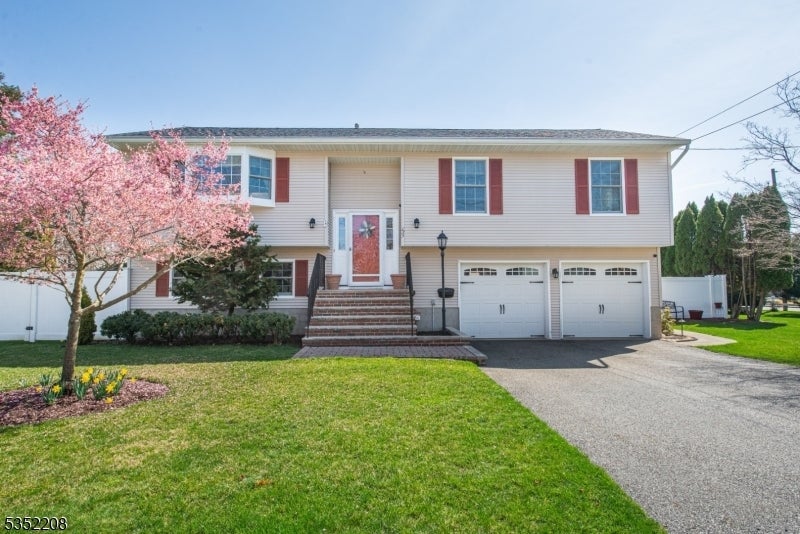 Photo of Listing #3959238