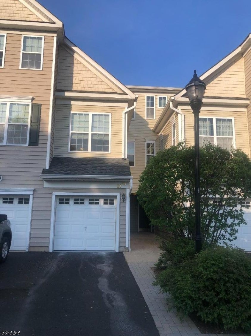 Photo of Listing #3959319