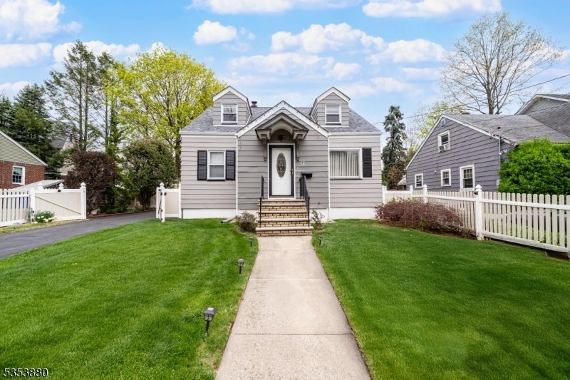 Photo of Listing #3959329