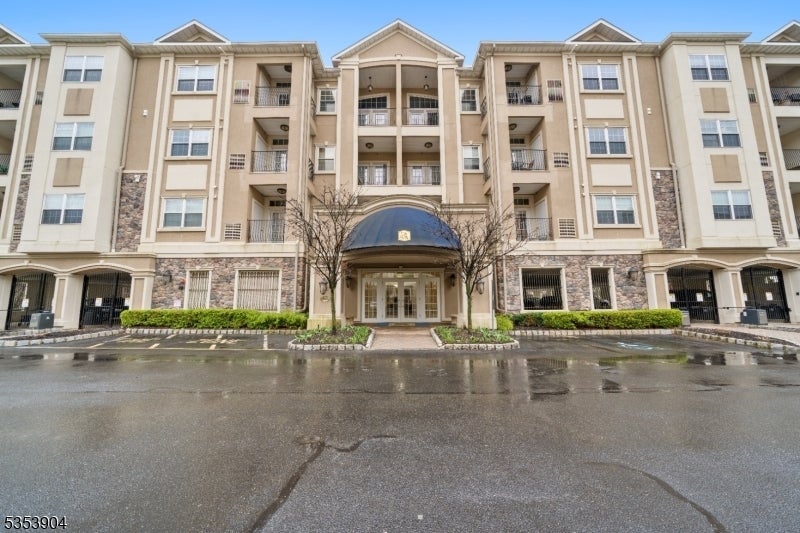 Photo of Listing #3959337