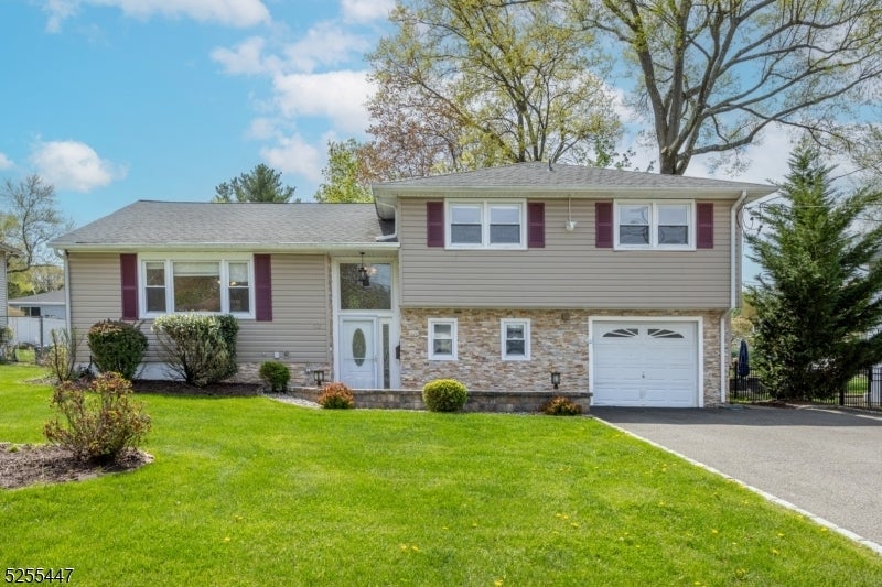 Photo of Listing #3959387