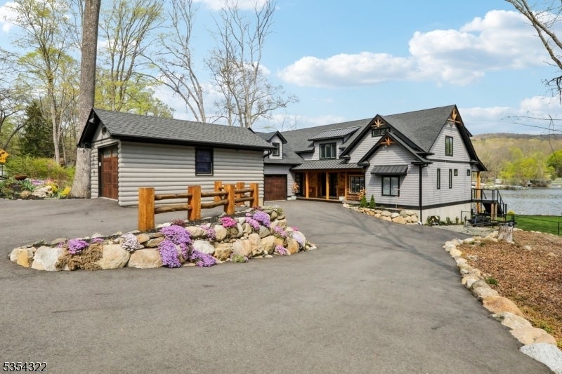 Photo of Listing #3959680