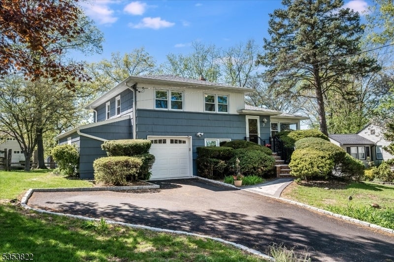Photo of Listing #3959778