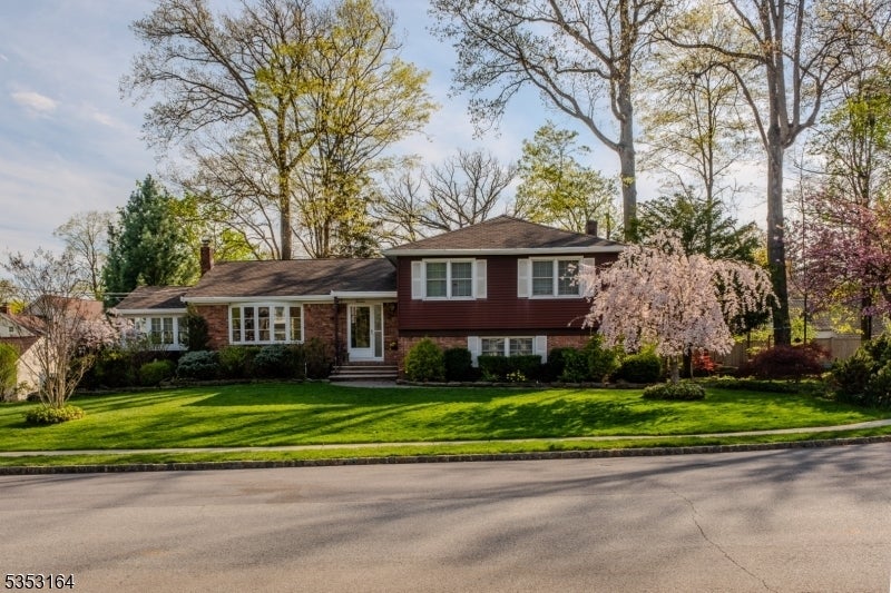 Photo of Listing #3959800