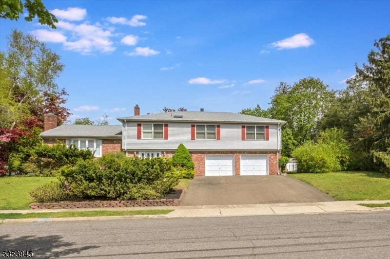 Photo of Listing #3959808