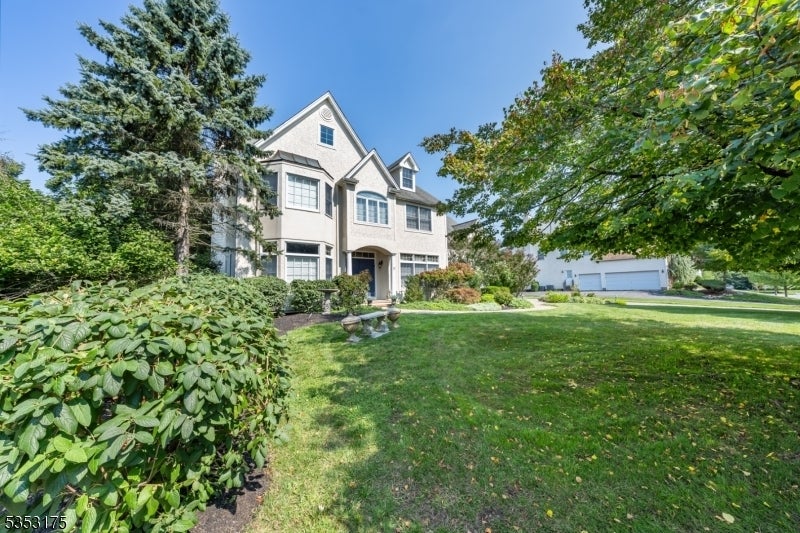 Photo of Listing #3959916