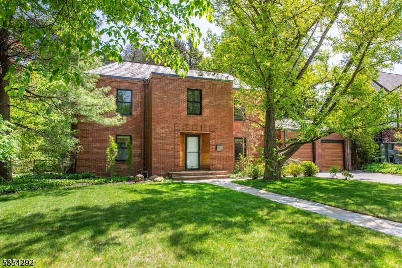 Photo of Listing #3959941