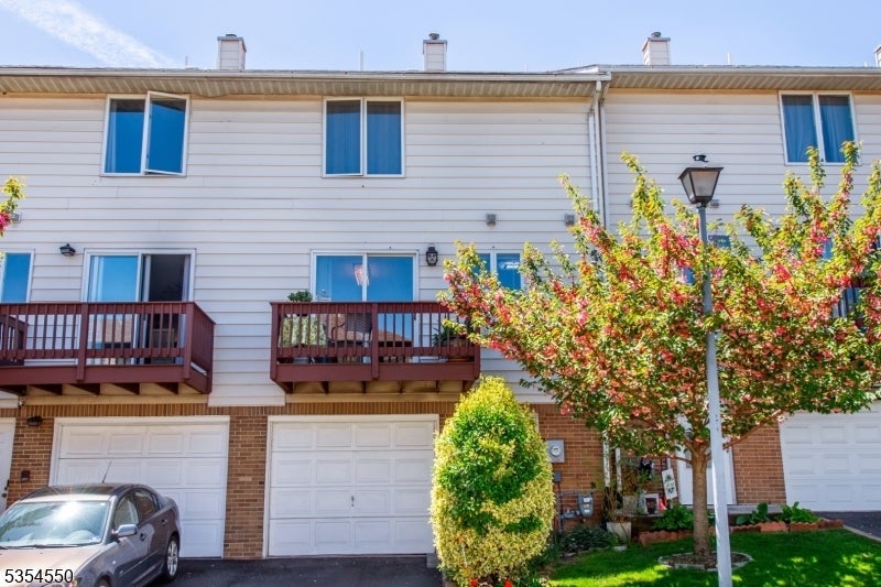 Photo of Listing #3960062