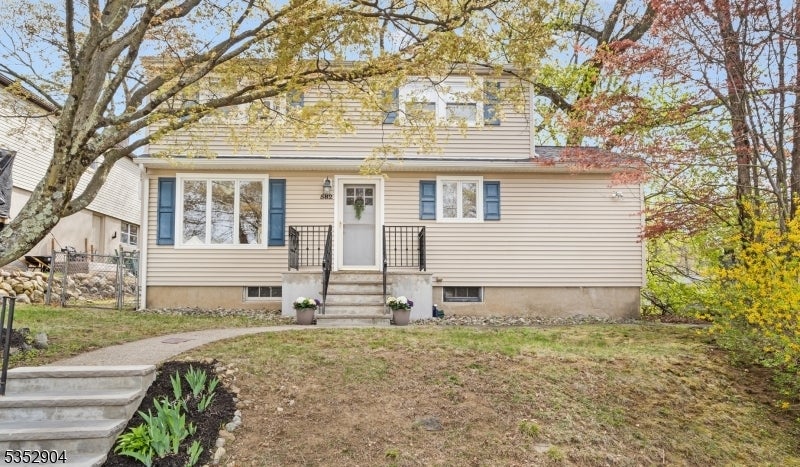 Photo of Listing #3960107