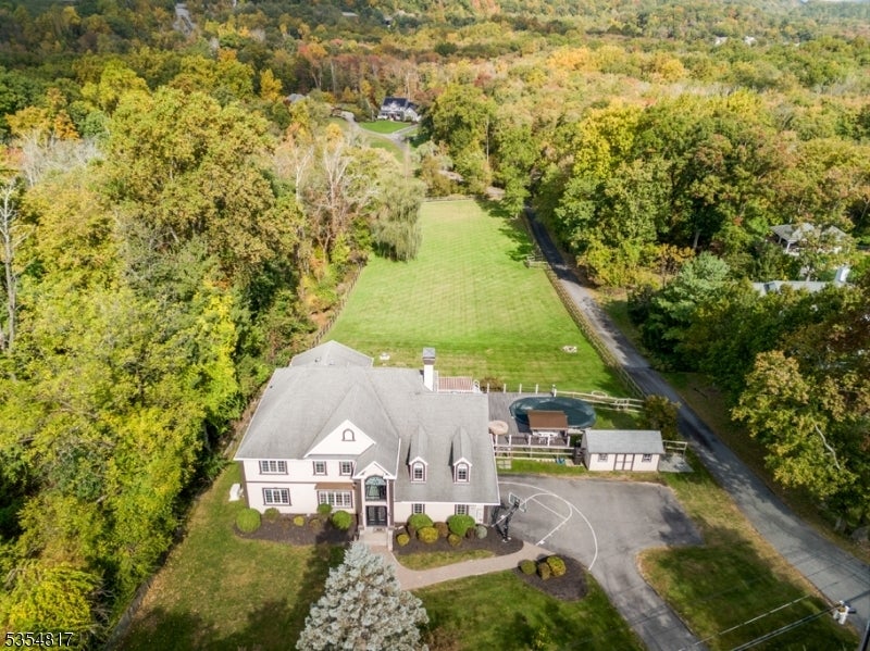 Photo of Listing #3960201
