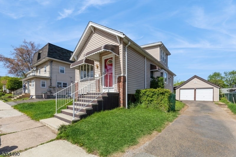 Photo of Listing #3960241