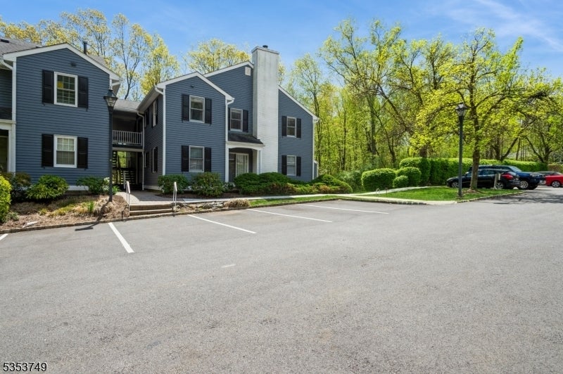 Photo of Listing #3960246