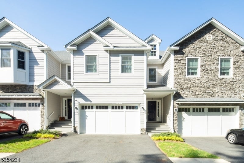 Photo of Listing #3960277