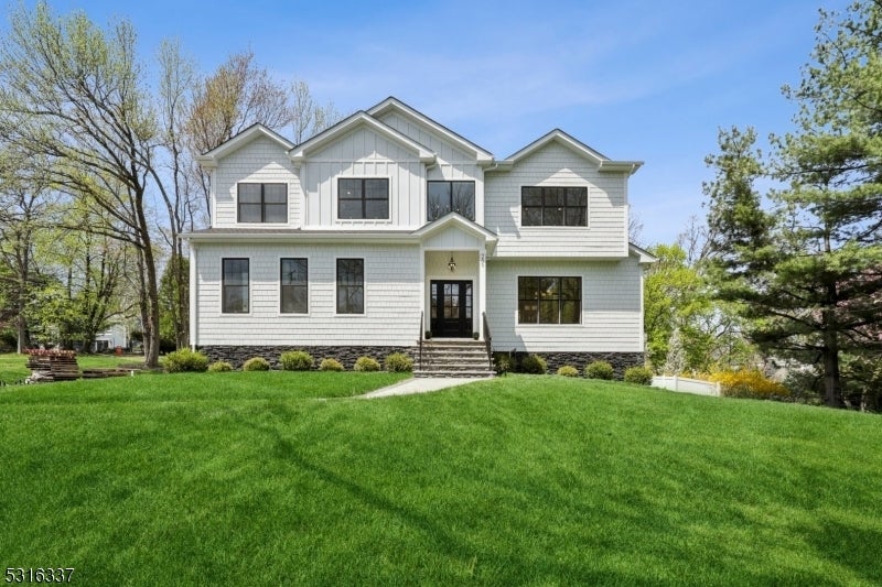 Photo of Listing #3960288