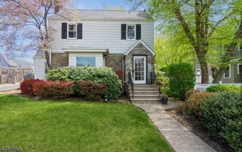 Photo of Listing #3960293