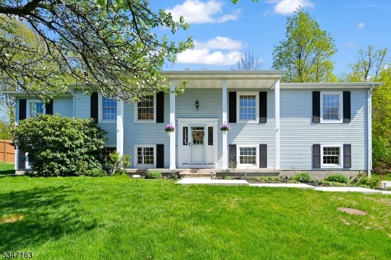 Photo of Listing #3960318