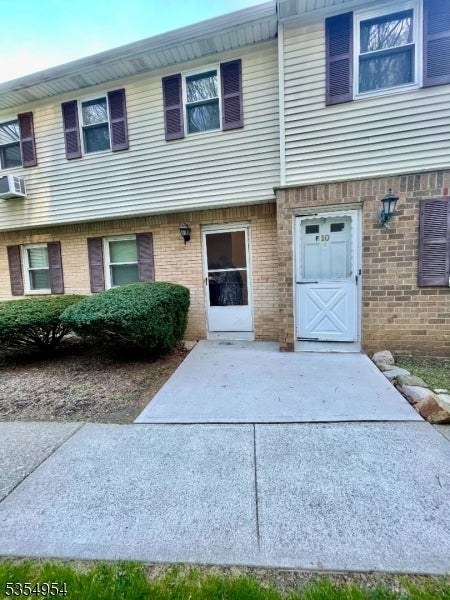 Photo of Listing #3960342