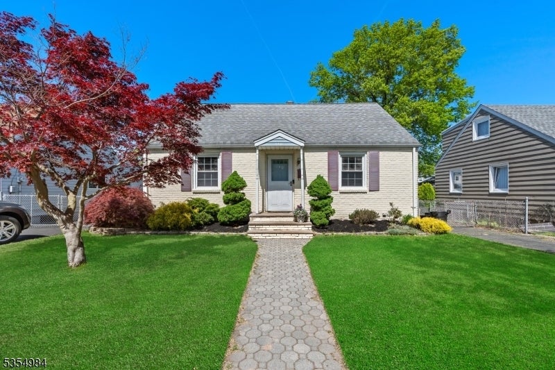 Photo of Listing #3960427