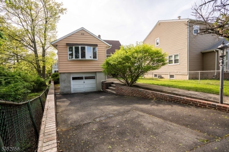Photo of Listing #3960434
