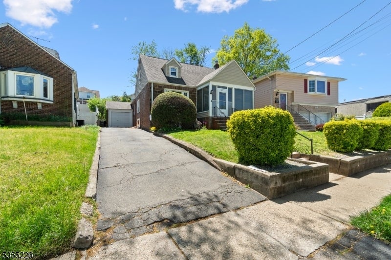 Photo of Listing #3960618