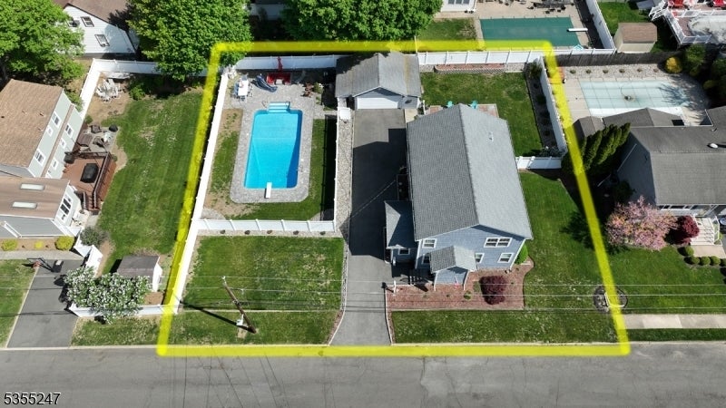 Photo of Listing #3960642