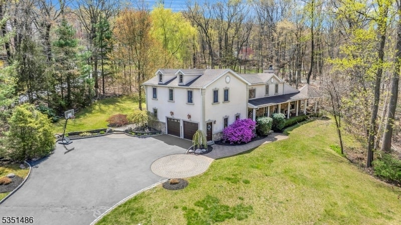 Photo of Listing #3960899
