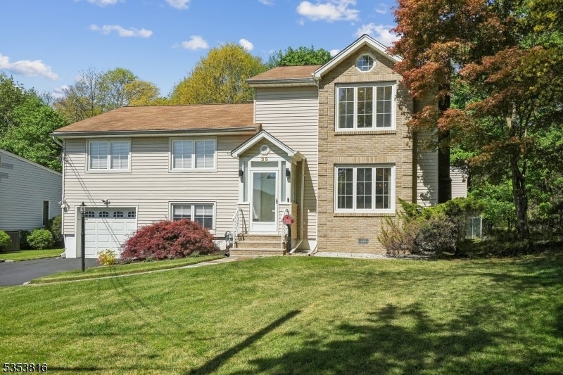 Photo of Listing #3960914