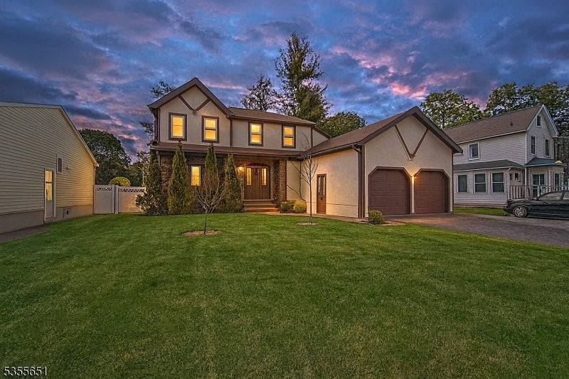 Photo of Listing #3960963