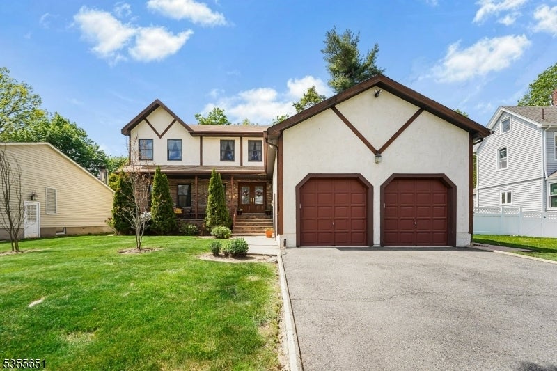 Photo of Listing #3960963