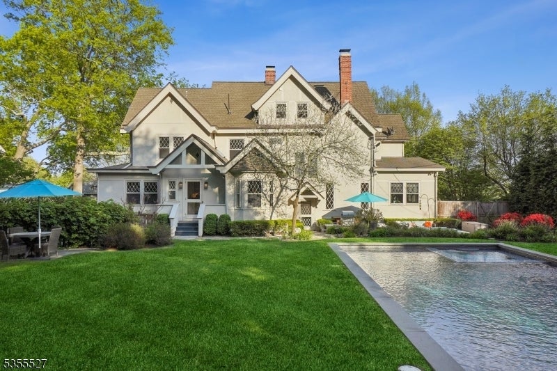 Photo of Listing #3961039