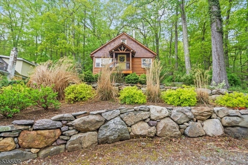 Photo of Listing #3961050