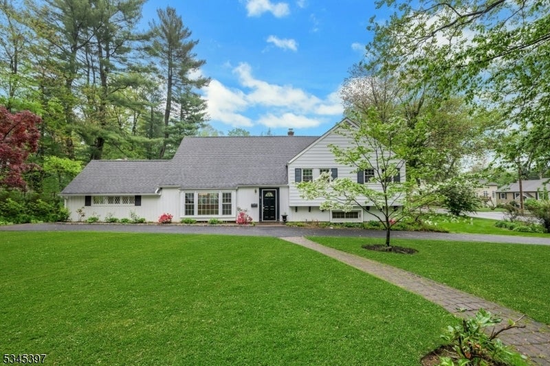 Photo of Listing #3961124