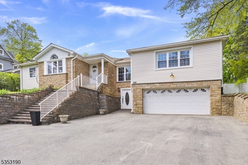 Photo of Listing #3961151