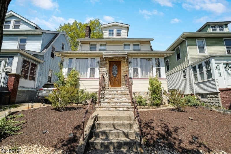 Photo of Listing #3961178