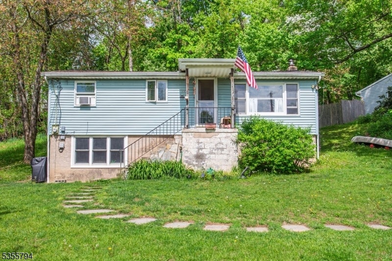 Photo of Listing #3961233