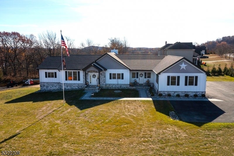 Photo of Listing #3961278