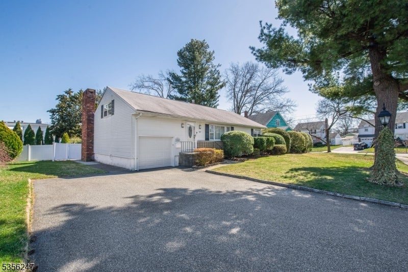 Photo of Listing #3961400
