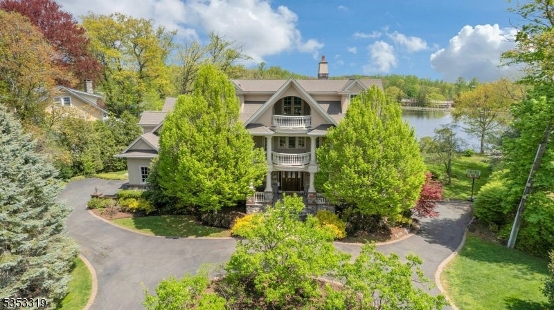 Photo of Listing #3961420