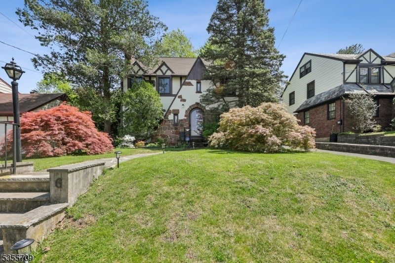 Photo of Listing #3961427