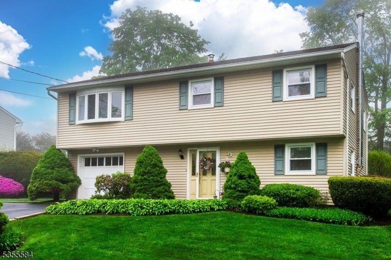 Photo of Listing #3961429