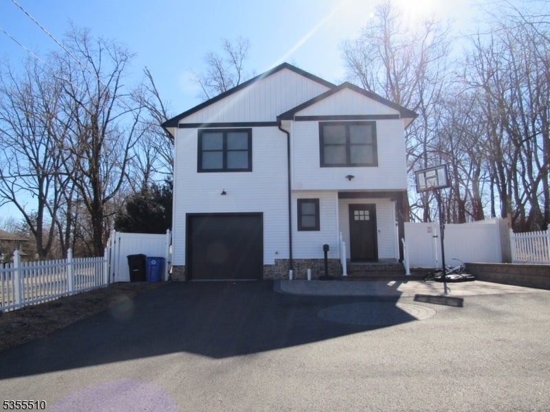 Photo of Listing #3961435