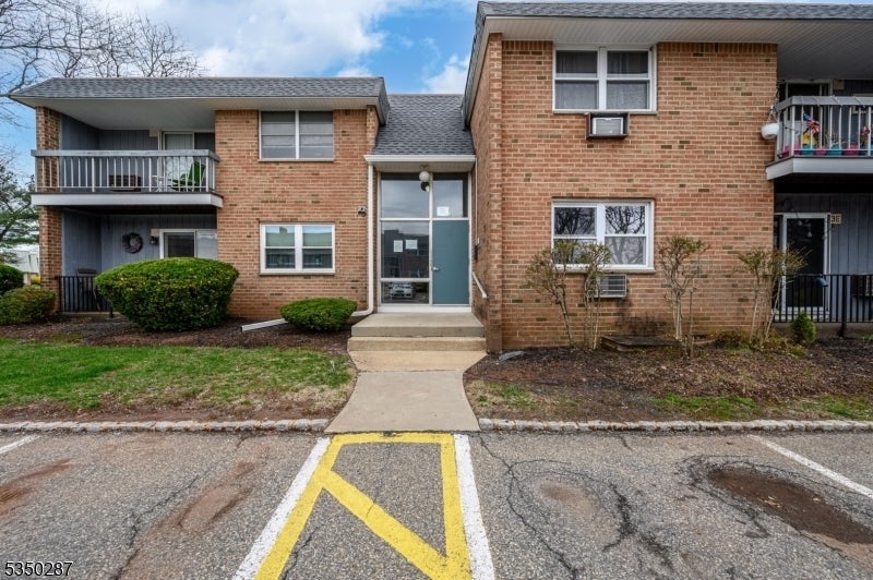 Photo of Listing #3961487